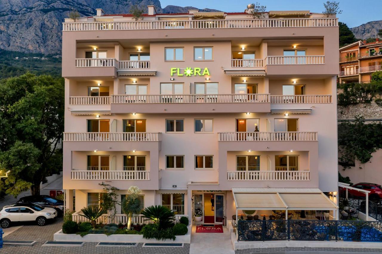 Aparthotel Flora Tučepi Dış mekan fotoğraf