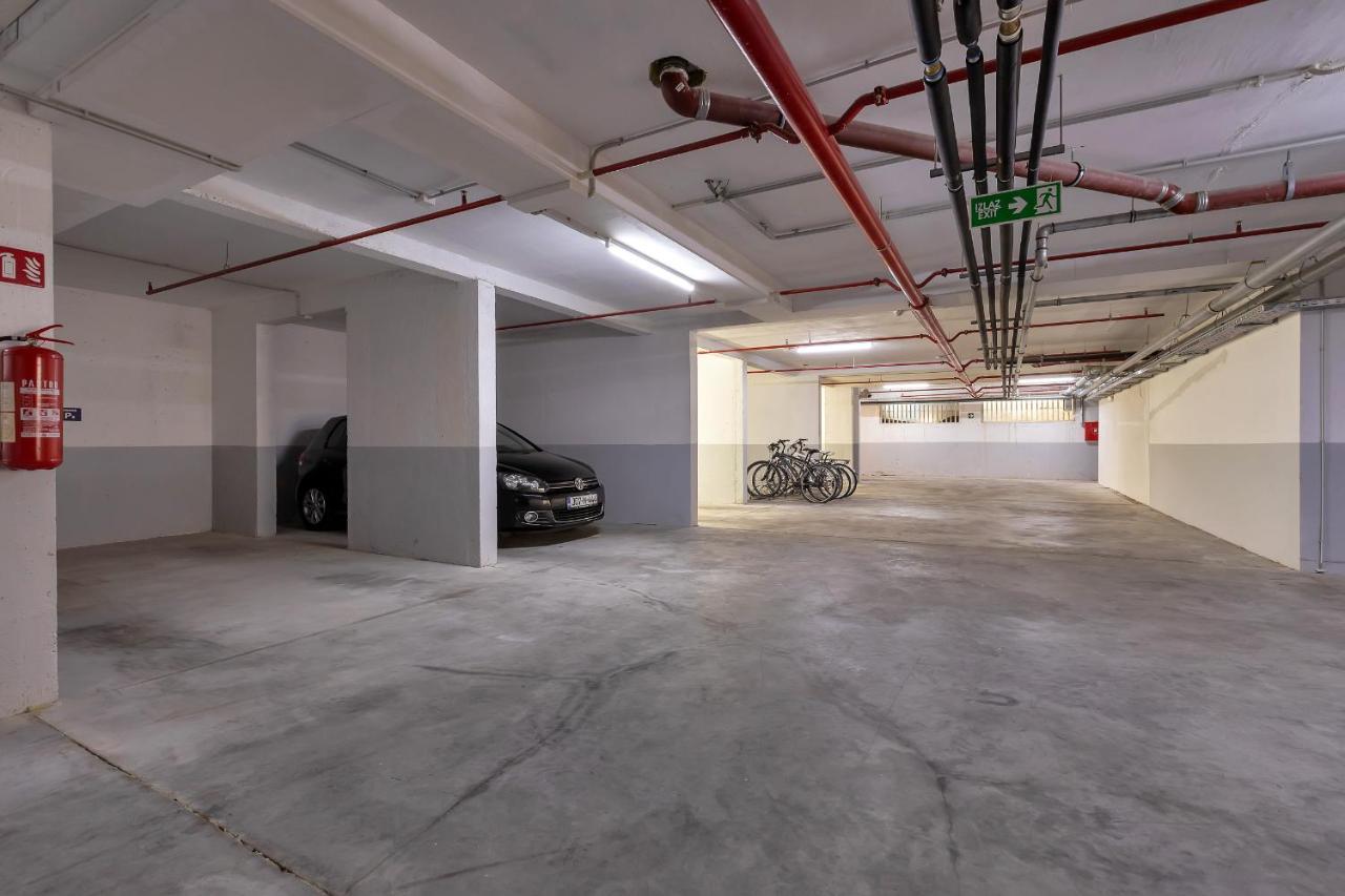 Aparthotel Flora Tučepi Dış mekan fotoğraf