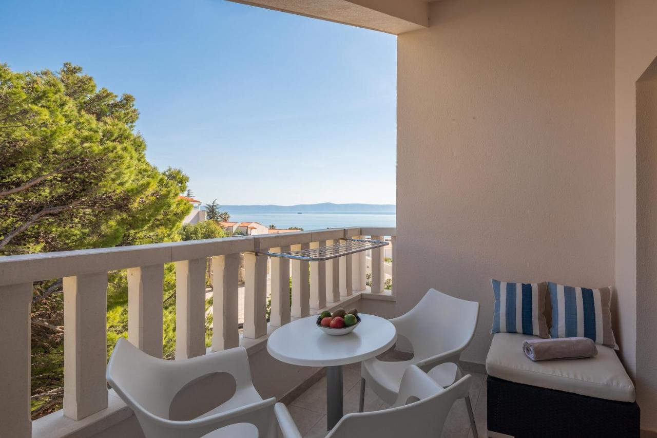 Aparthotel Flora Tučepi Dış mekan fotoğraf