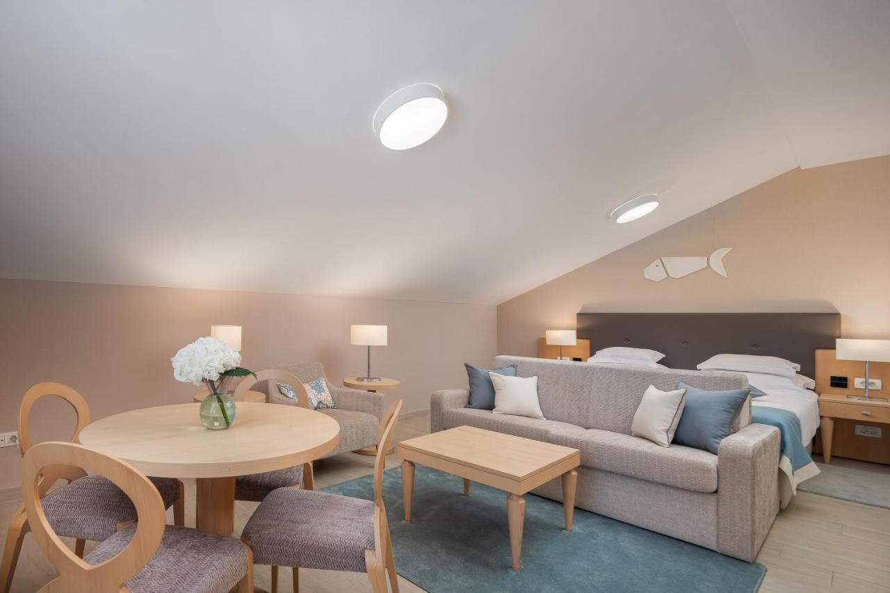 Aparthotel Flora Tučepi Dış mekan fotoğraf